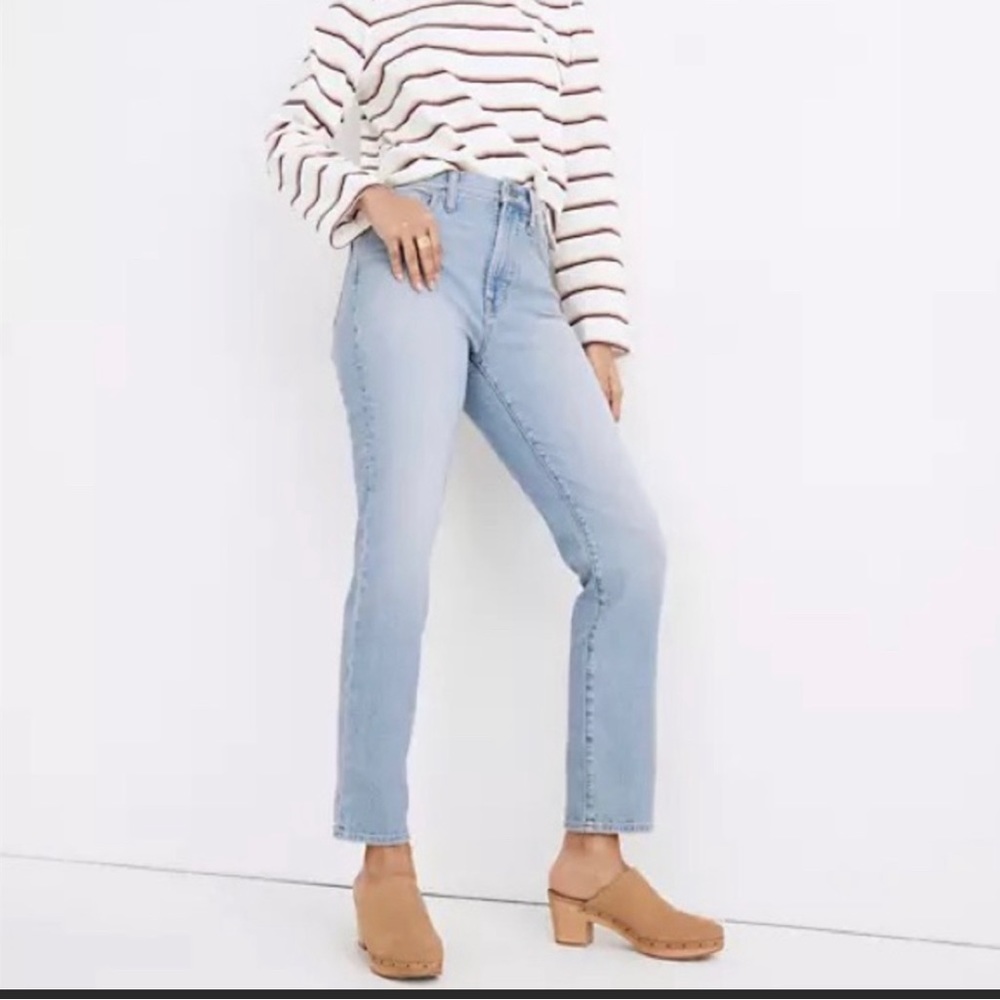 Madewell Perfect Vintage Straight Jean in Mosedale Wash